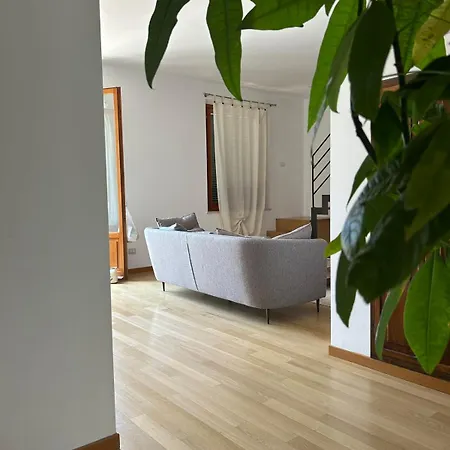 Montevecchio 56 Apartmán *